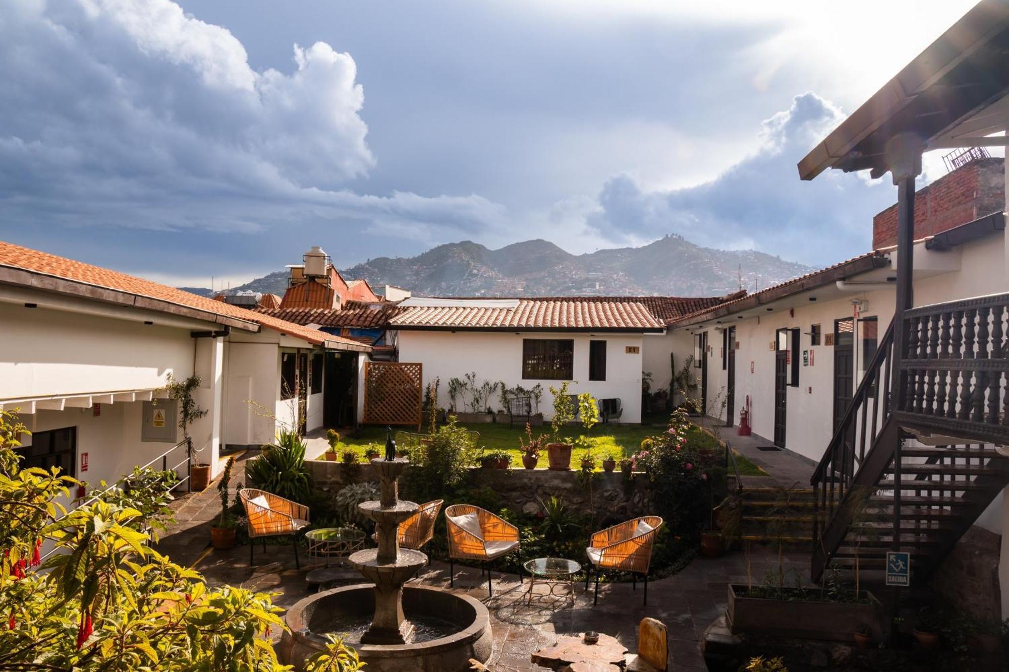 Black Llama Hostel Cusco Exterior foto